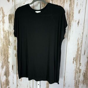 Free to Live, Classic Black Short Sleeve Women's Tee. Size Large. Excellent cond